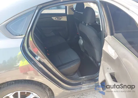 2023 Kia Forte Lxs из США, поврежденный, VIN 3KPF24AD3PE621649